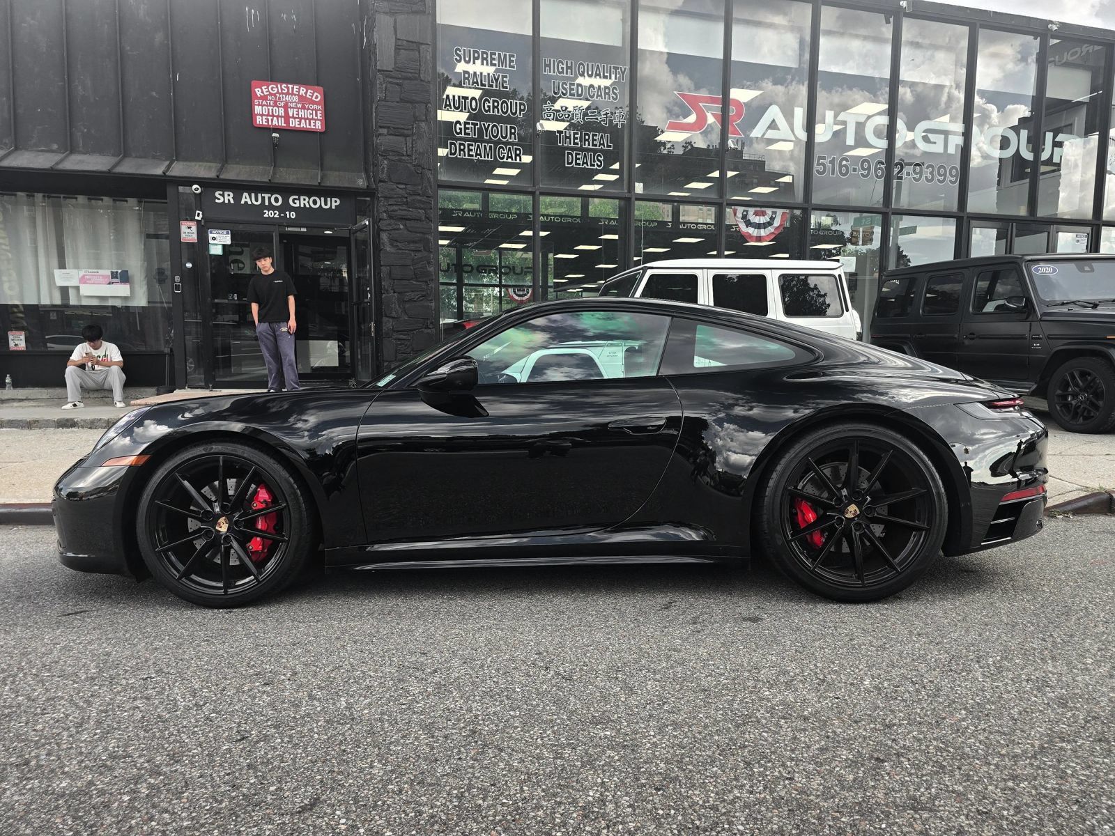Used 2022 Porsche 911 Carrera 4S AWD/4WD image 6
