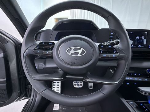 New 2026 Hyundai Elantra SEL Sport image 6