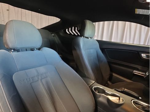 Used 2018 Ford Mustang Coupe w/ Ecoboost Performance Package image 13