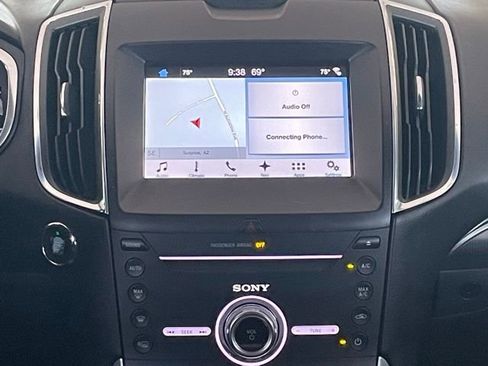 Used 2018 Ford Edge Titanium w/ Equipment Group 301A image 13