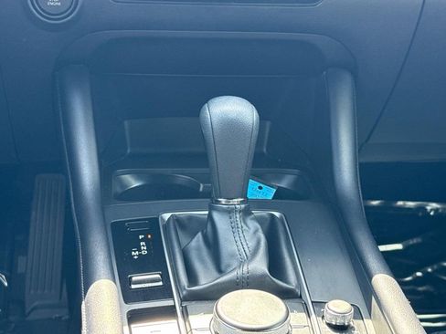 Certified 2025 MAZDA MAZDA3 s image 18