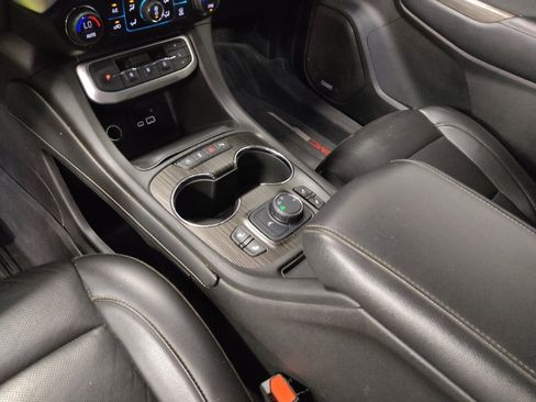 Used 2021 GMC Acadia SLT w/ Trailering Package FWD image 26