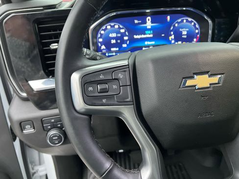 Used 2024 Chevrolet Silverado 2500 LT AWD/4WD image 27