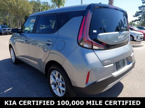 Certified 2025 Kia Soul LX FWD image 7