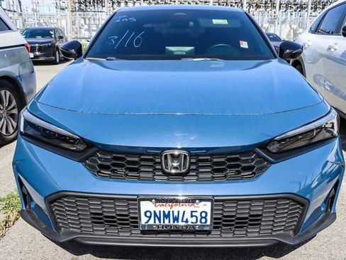 Used 2025 Honda Civic Sport image 4