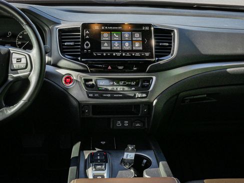 Certified 2024 Honda Ridgeline RTL image 29