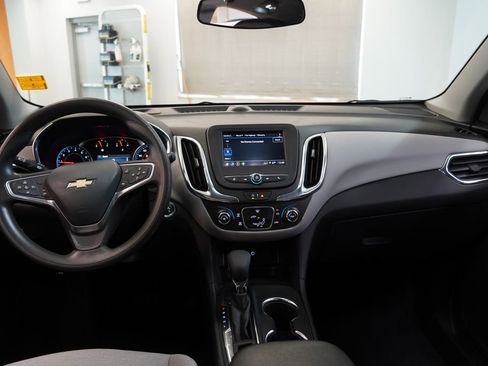Certified 2023 Chevrolet Equinox LS w/ LS Convenience Package FWD image 9