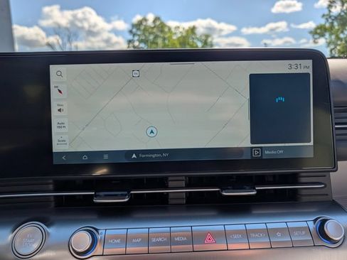 Used 2024 Hyundai Kona SEL FWD image 28