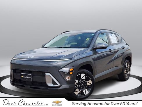 Used 2024 Hyundai Kona SEL AWD/4WD image 1
