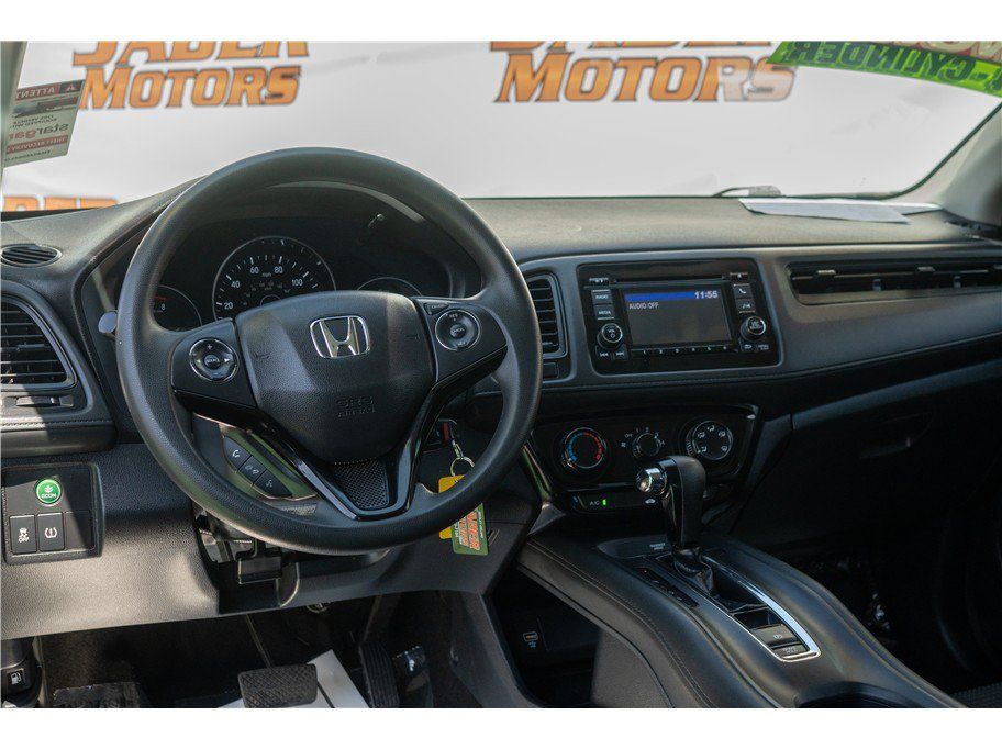 Used 2020 Honda HR-V LX image 31