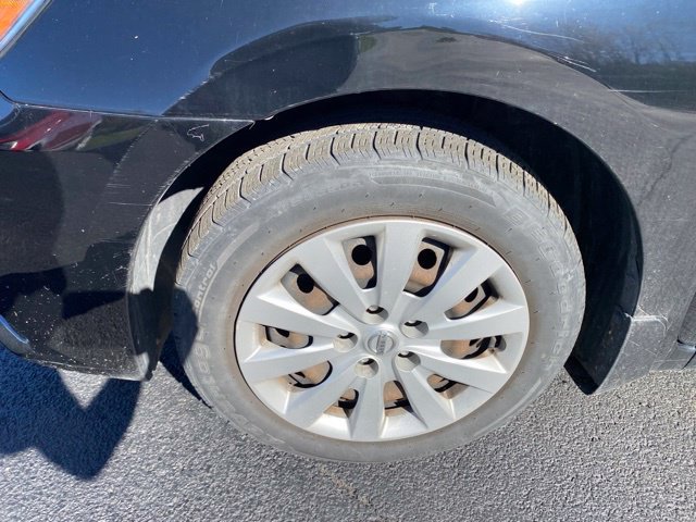 Used 2016 Nissan Sentra S FWD image 11