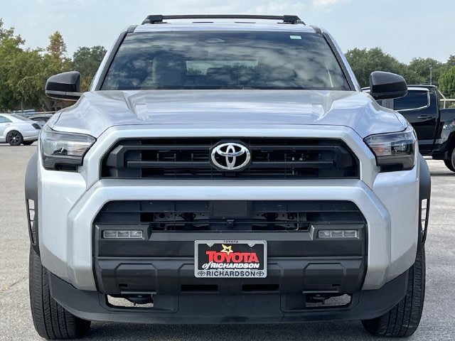 Used 2025 Toyota 4Runner SR5 RWD image 7