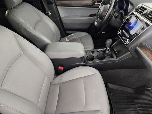 Used 2019 Subaru Outback 3.6R Limited AWD/4WD image 15