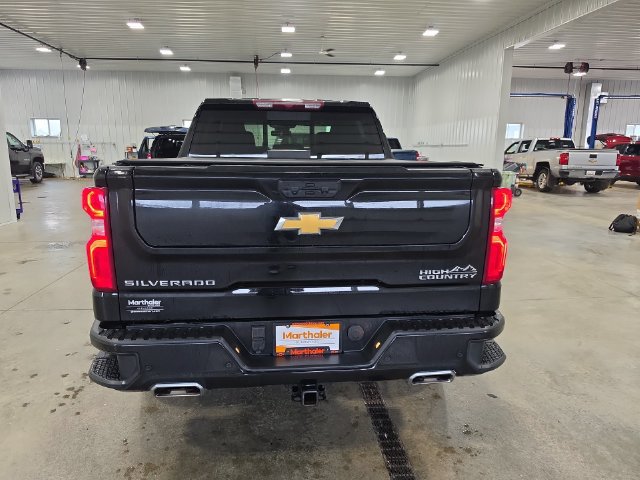 Used 2024 Chevrolet Silverado 1500 High Country w/ High Country Premium Package AWD/4WD image 7
