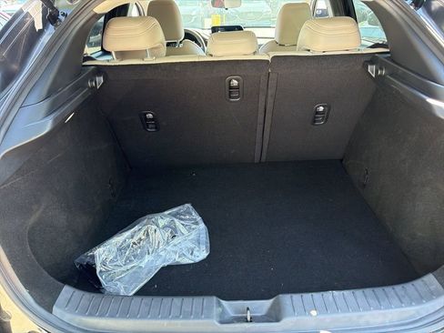 Used 2025 MAZDA CX-30 AWD 2.5 S w/ Preferred Package image 8