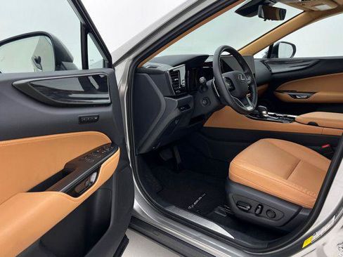 Certified 2025 Lexus NX 350 AWD w/ Premium Package image 14