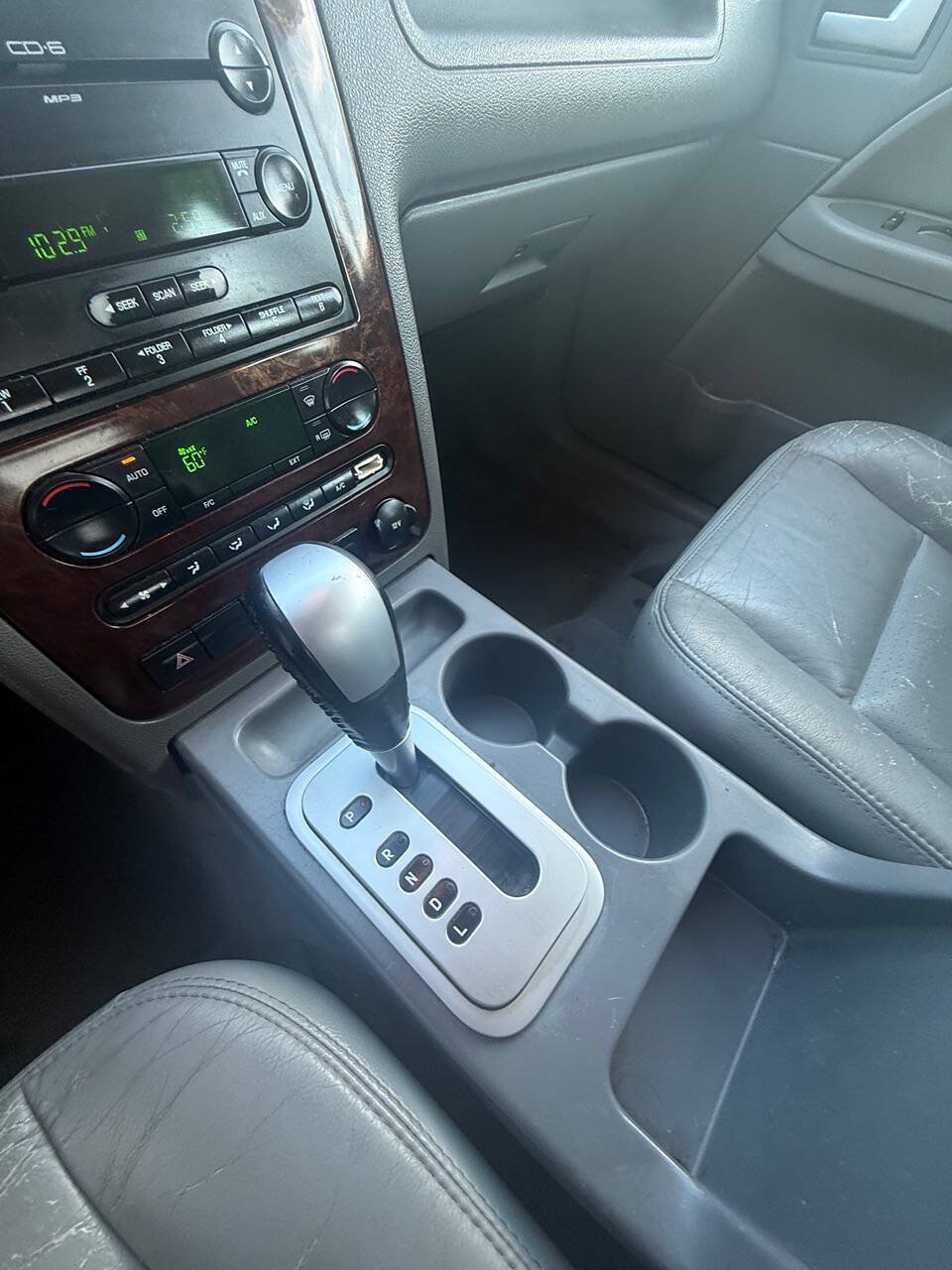 Used 2007 Ford Freestyle SEL FWD image 24