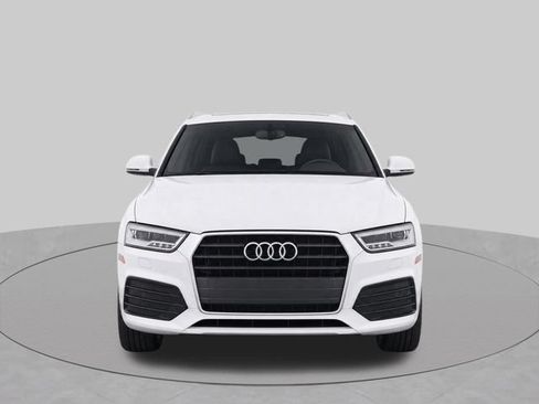 Used 2018 Audi Q3 2.0T Premium Plus w/ Premium Plus Package AWD/4WD image 5