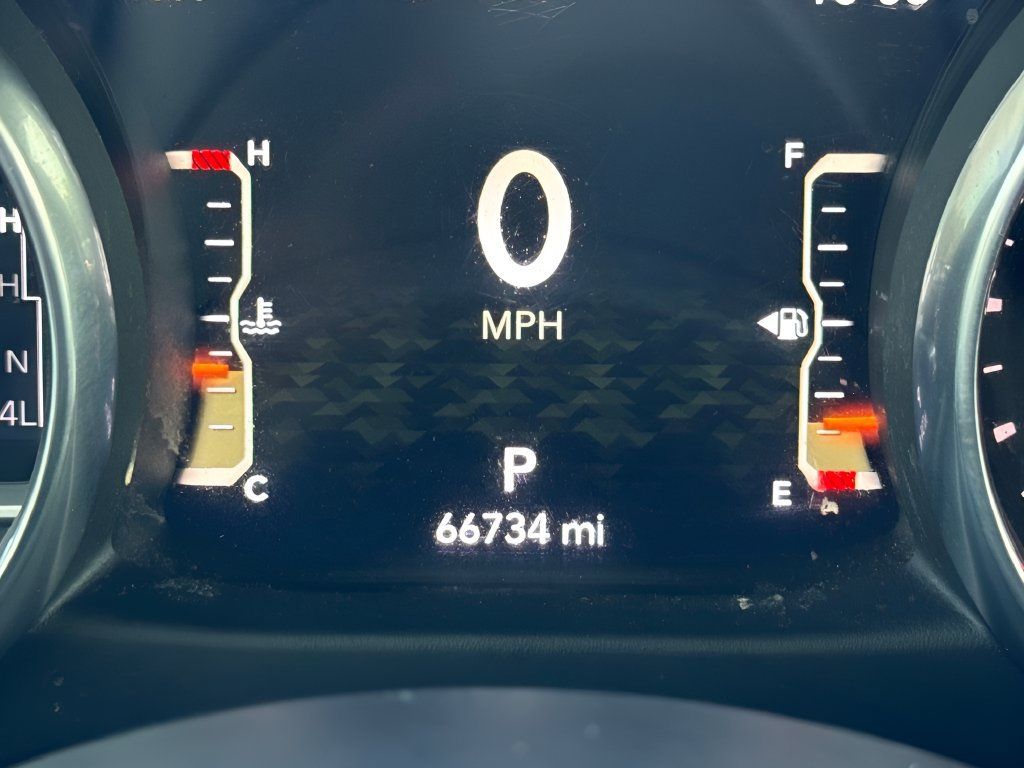 Used 2018 Jeep Wrangler Unlimited Rubicon AWD/4WD image 21