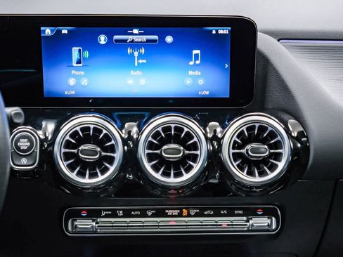 Certified 2025 Mercedes-Benz GLA 250 image 14