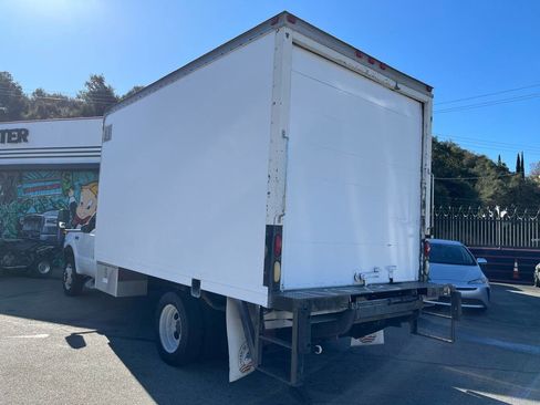 Used 2002 Ford F450 2WD Regular Cab Super Duty image 7