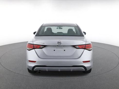 Used 2024 Nissan Altima 2.5 SV FWD image 8
