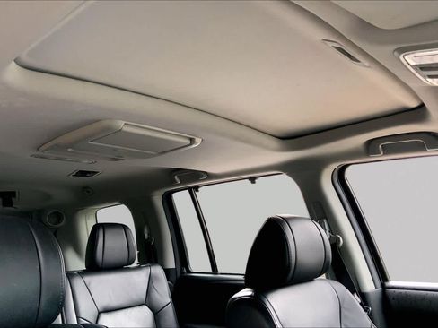 Used 2013 Honda Pilot Touring image 13