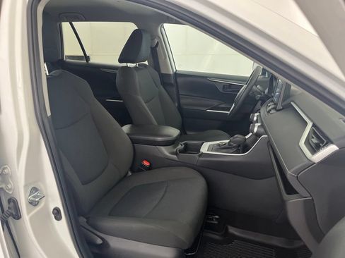 Used 2022 Toyota RAV4 LE AWD/4WD image 21