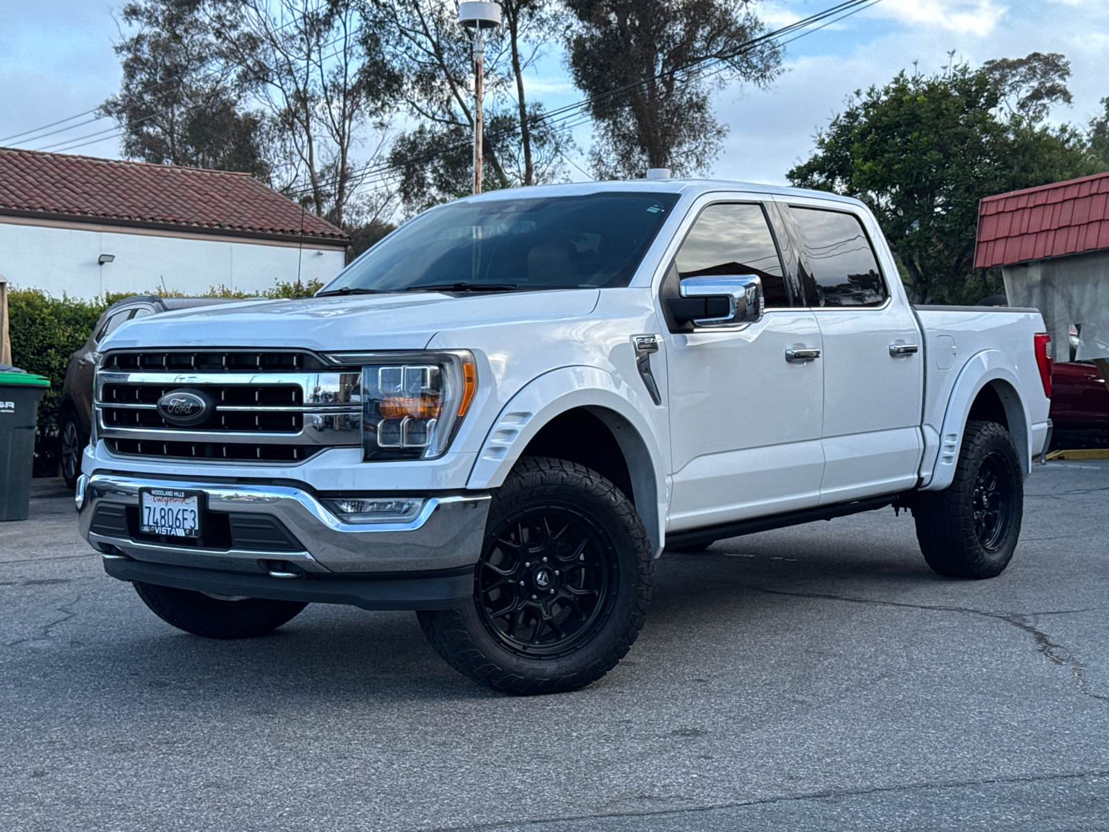 Used 2021 Ford F150 Lariat w/ Max Trailer Tow Package AWD/4WD image 2