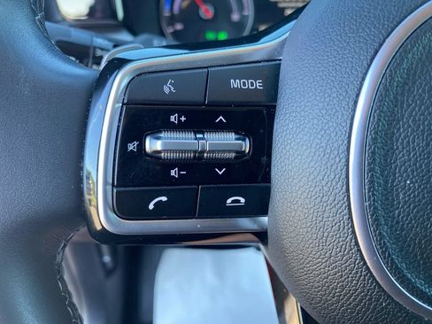 Certified 2023 Kia Sorento EX AWD/4WD image 19