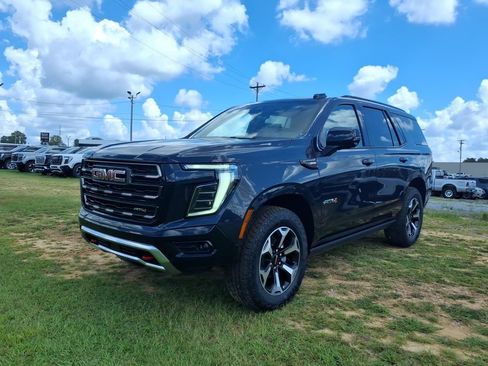 New 2026 GMC Yukon AT4 Ultimate AWD/4WD image 3