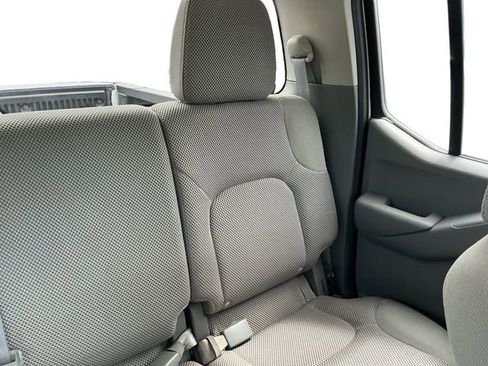 Used 2013 Nissan Frontier S AWD/4WD image 18