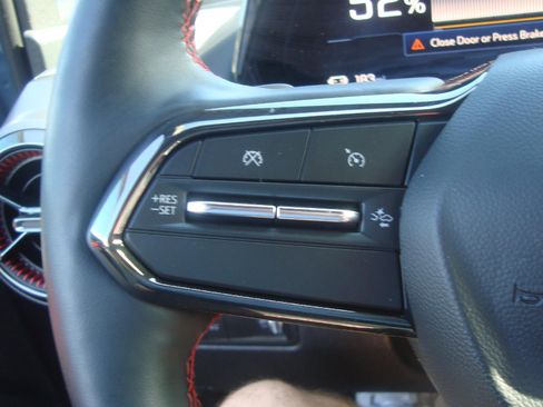 Used 2025 Chevrolet Equinox EV RS image 9