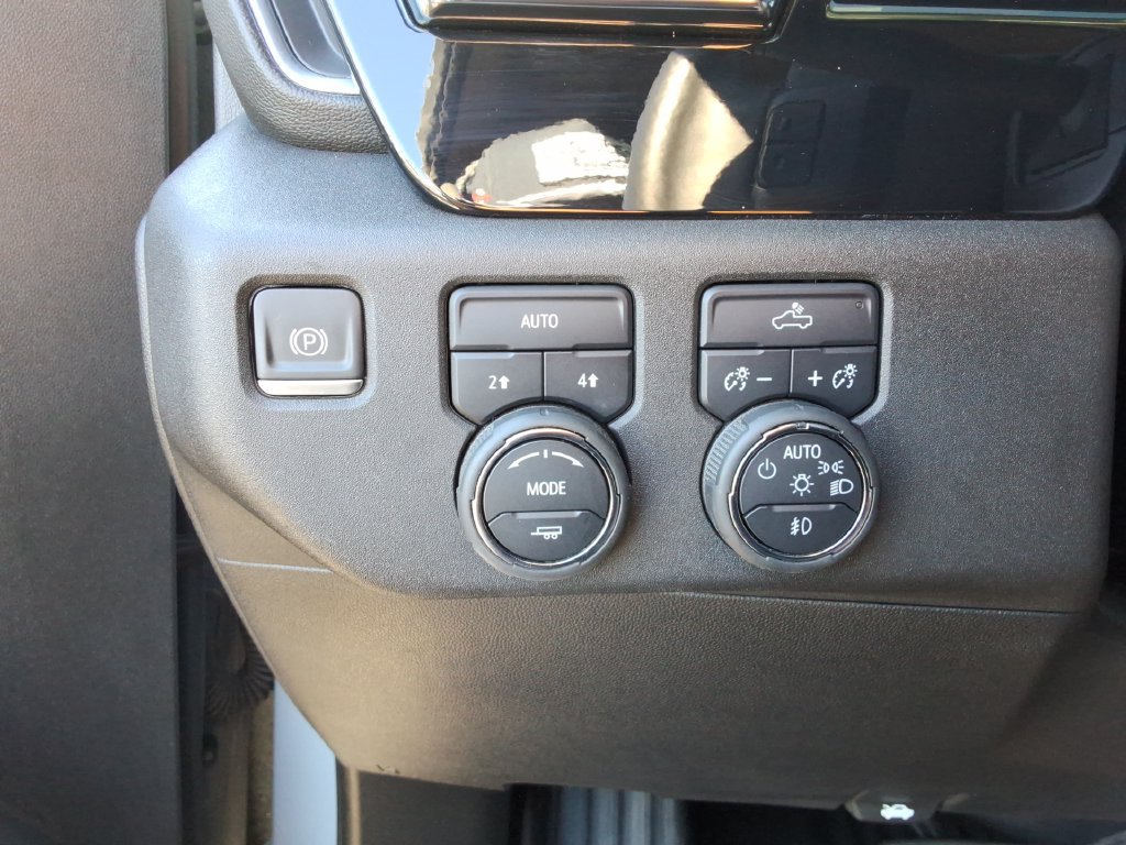 Certified 2024 Chevrolet Silverado 1500 RST w/ Convenience Package II AWD/4WD image 36