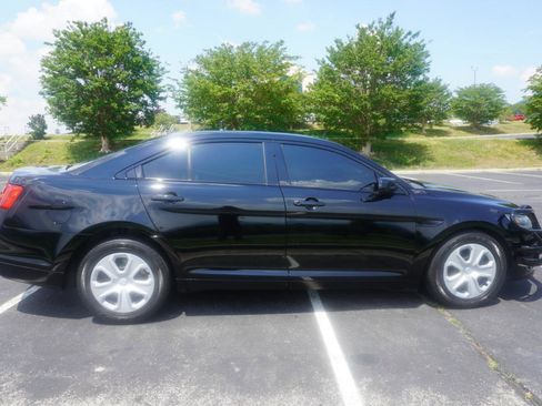 Used 2016 Ford Taurus Police Interceptor AWD image 8