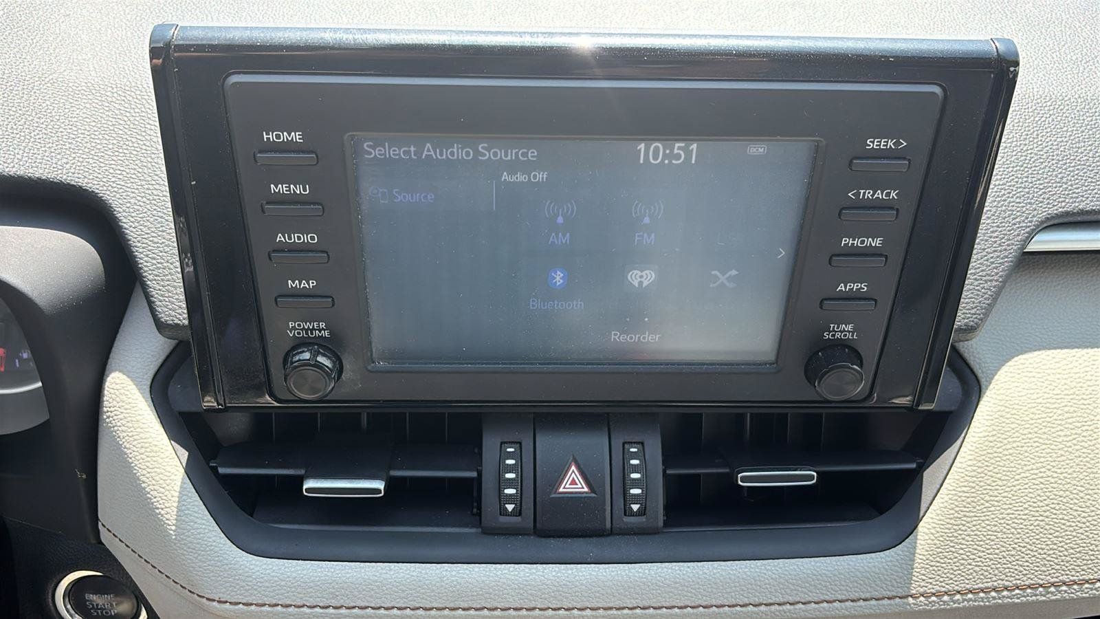Used 2019 Toyota RAV4 XLE Premium FWD image 34