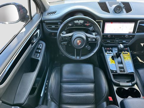 Used 2024 Porsche Macan S image 23