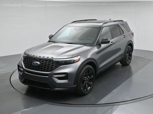 Certified 2023 Ford Explorer ST-Line w/ Class IV Trailer Tow Package RWD image 42