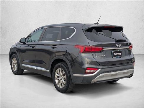 Used 2020 Hyundai Santa Fe SE image 8