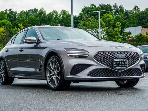 Used 2025 Genesis G70 2.5T AWD/4WD image 4