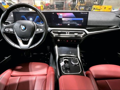 Used 2024 BMW 330i xDrive 330i xDrive w/ Convenience Package image 16
