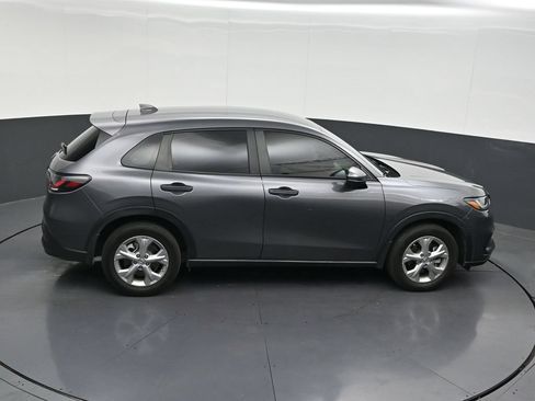 Used 2025 Honda HR-V LX image 19