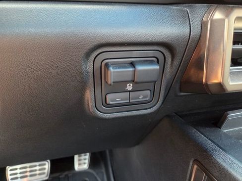Used 2025 GMC Hummer EV 3X w/ LPO, Sport Package AWD/4WD image 31