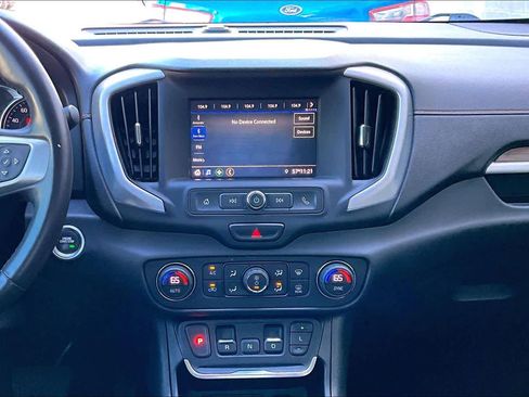 Used 2020 GMC Terrain SLE w/ Driver Convenience Package image 6