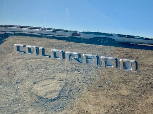 Certified 2025 Chevrolet Colorado ZR2 w/ Midnight Edition image 20