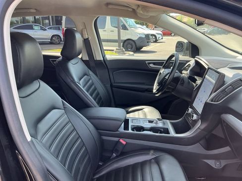 Used 2021 Ford Edge SEL AWD/4WD image 17