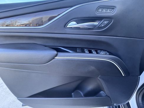 Used 2024 Cadillac Escalade Sport Platinum w/ LPO, ONYX Package image 13