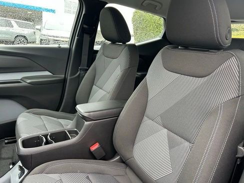 New 2027 Chevrolet Bolt LT w/ Comfort Package image 18