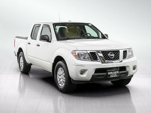 Used 2018 Nissan Frontier SV w/ Value Truck Package AWD/4WD image 7