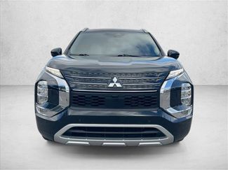 Used 2023 Mitsubishi Outlander SEL video 2